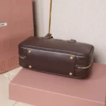 Arcadie leather bag
