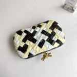 Bottega Veneta (BV) Knot