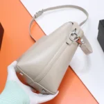 Saint Laurent LE 37 small in shiny leather