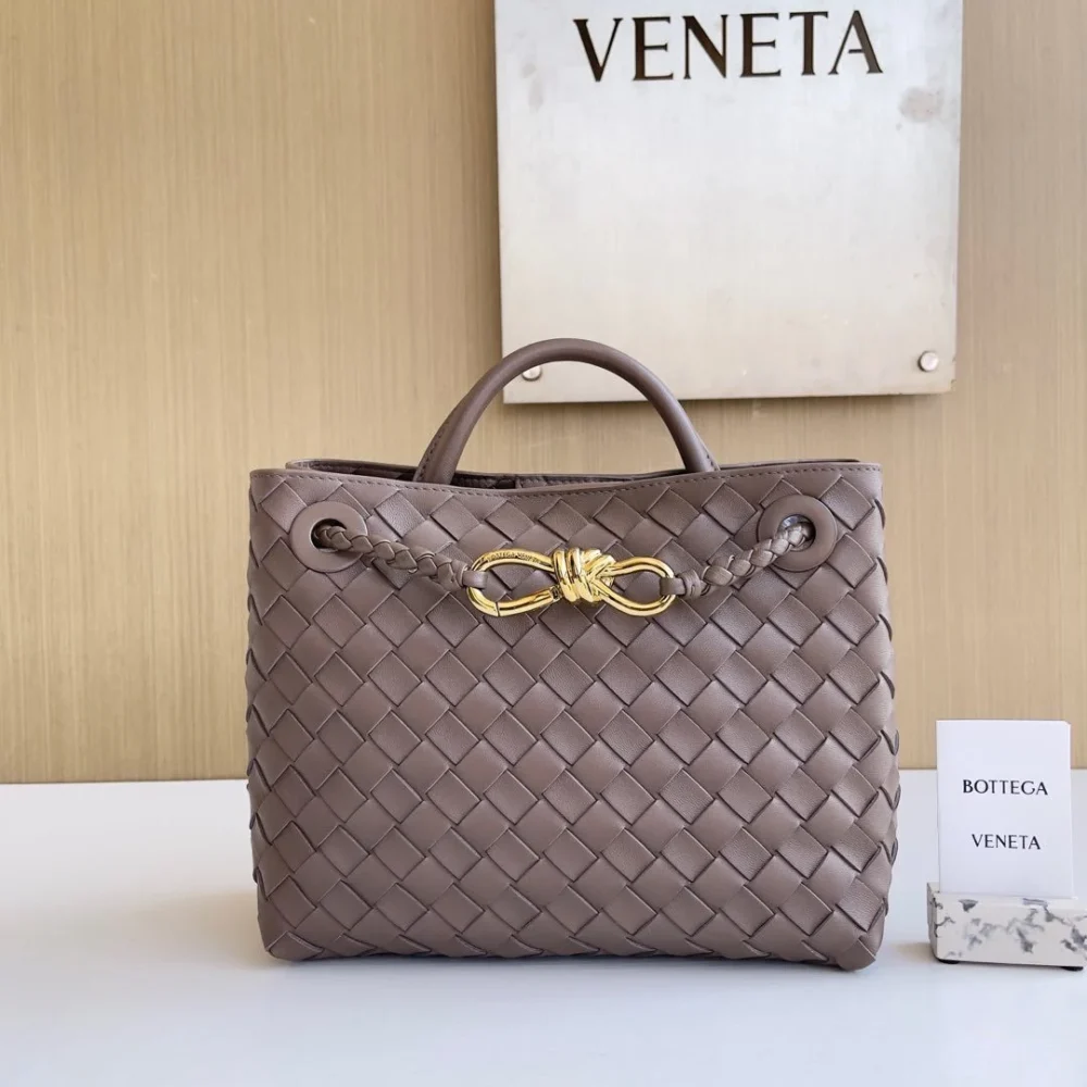 Bottega Veneta Small Andiamo Top-Handle Bag