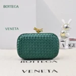 Bottega Veneta (BV) Knot