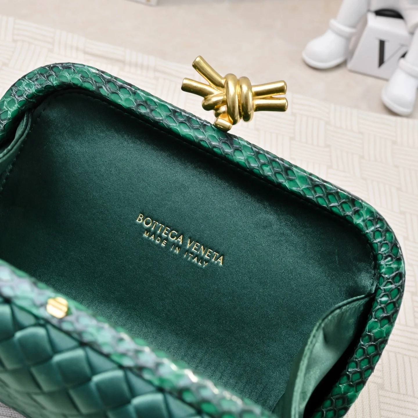 i1744289505862_9749_0_7