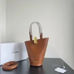 Jacquemus The small Bambola