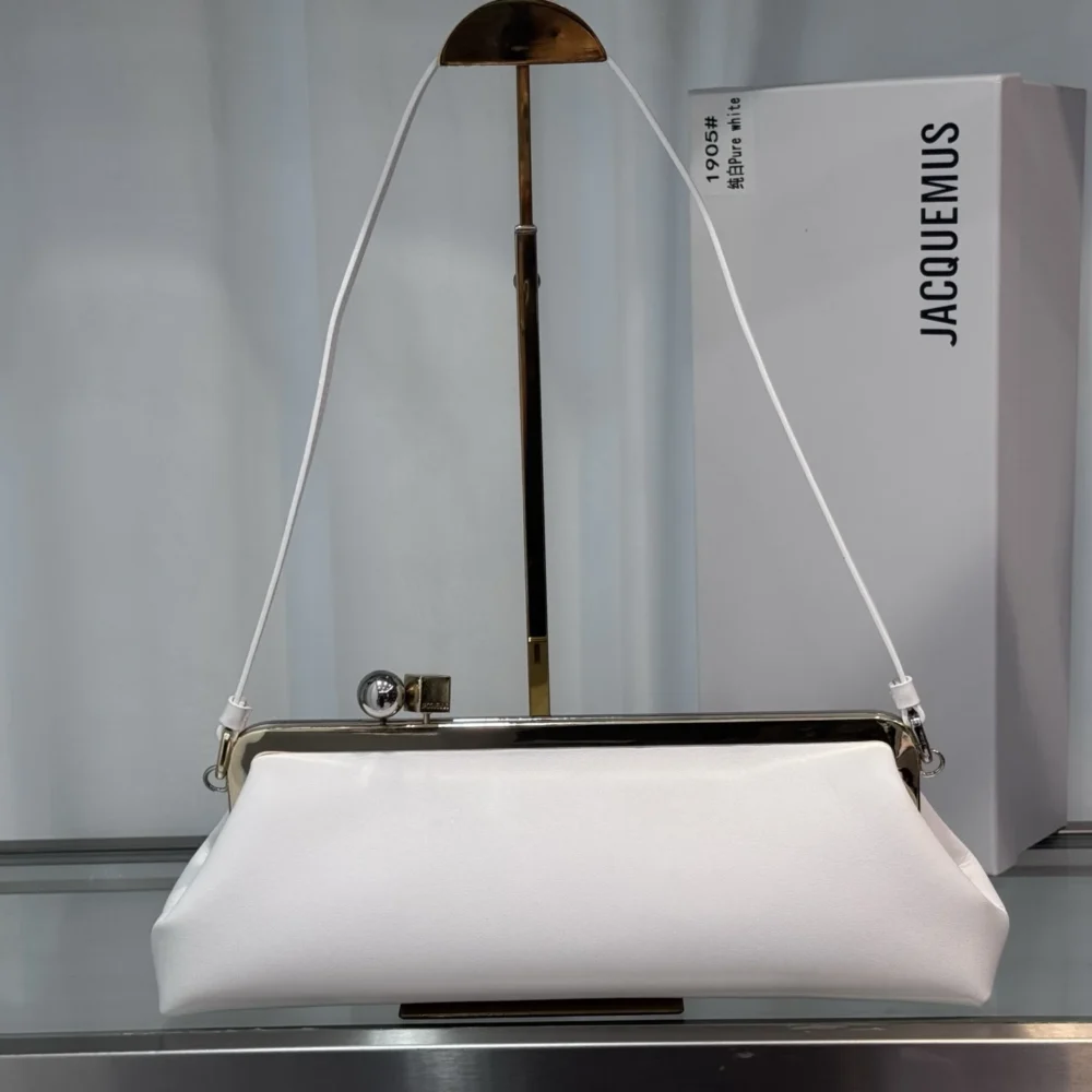 Jacquemus The Salon clutch