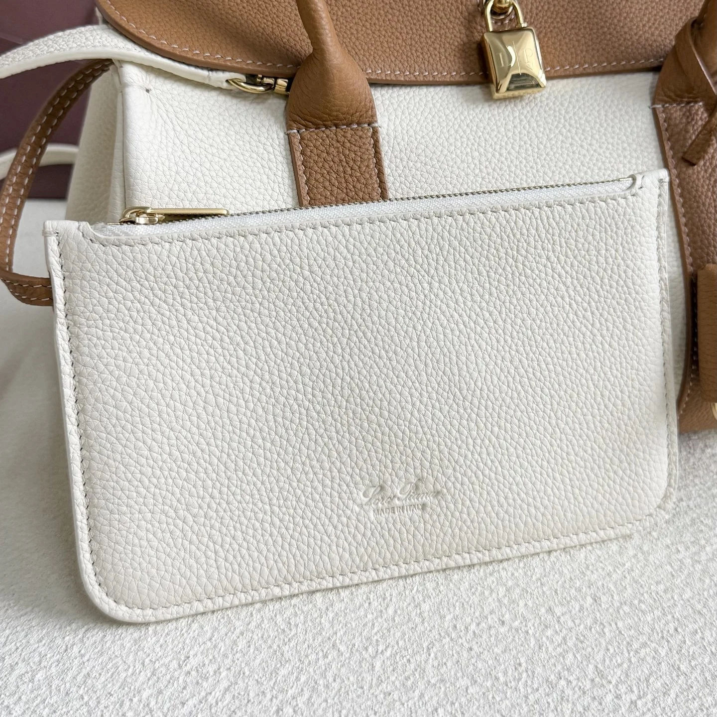 i1753378853978_3402_0_7