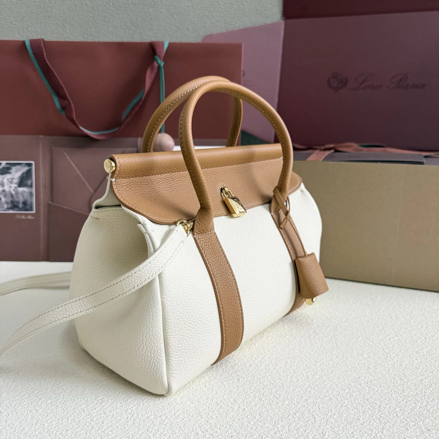 i1753378854106_7088_0_1