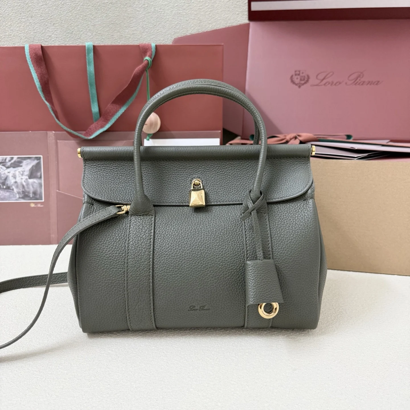 i1760463767219_9867_0_0