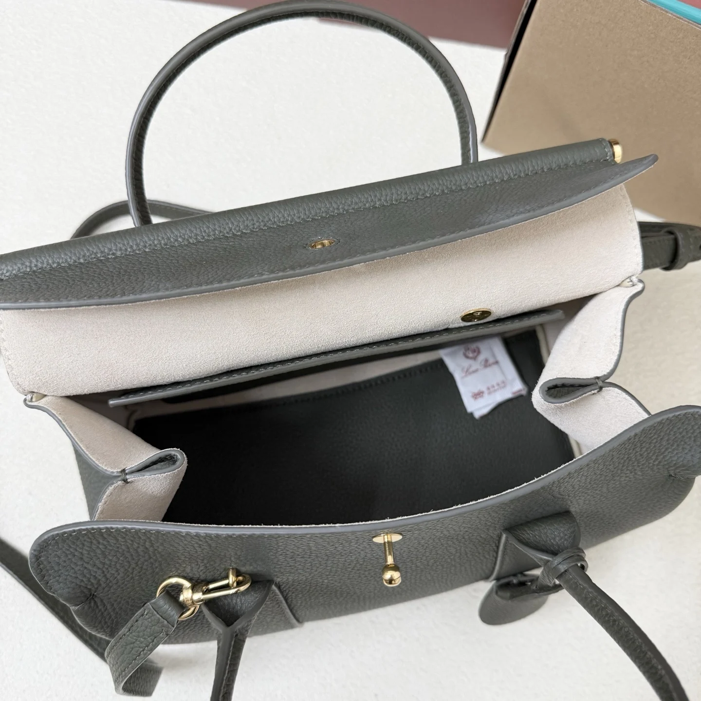 i1760463768333_7924_0_8