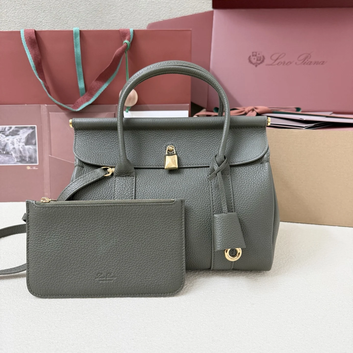 i1760463768353_4985_0_1