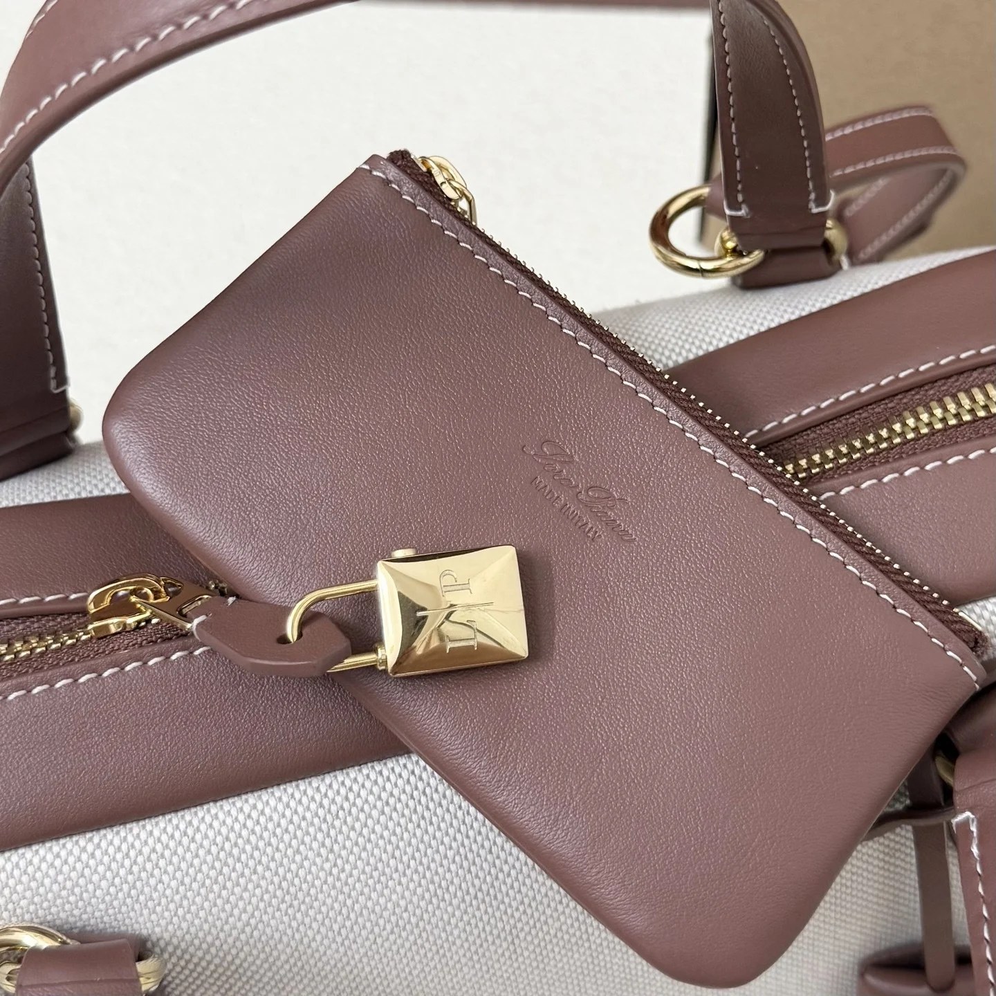 i1761199158613_6200_0_7