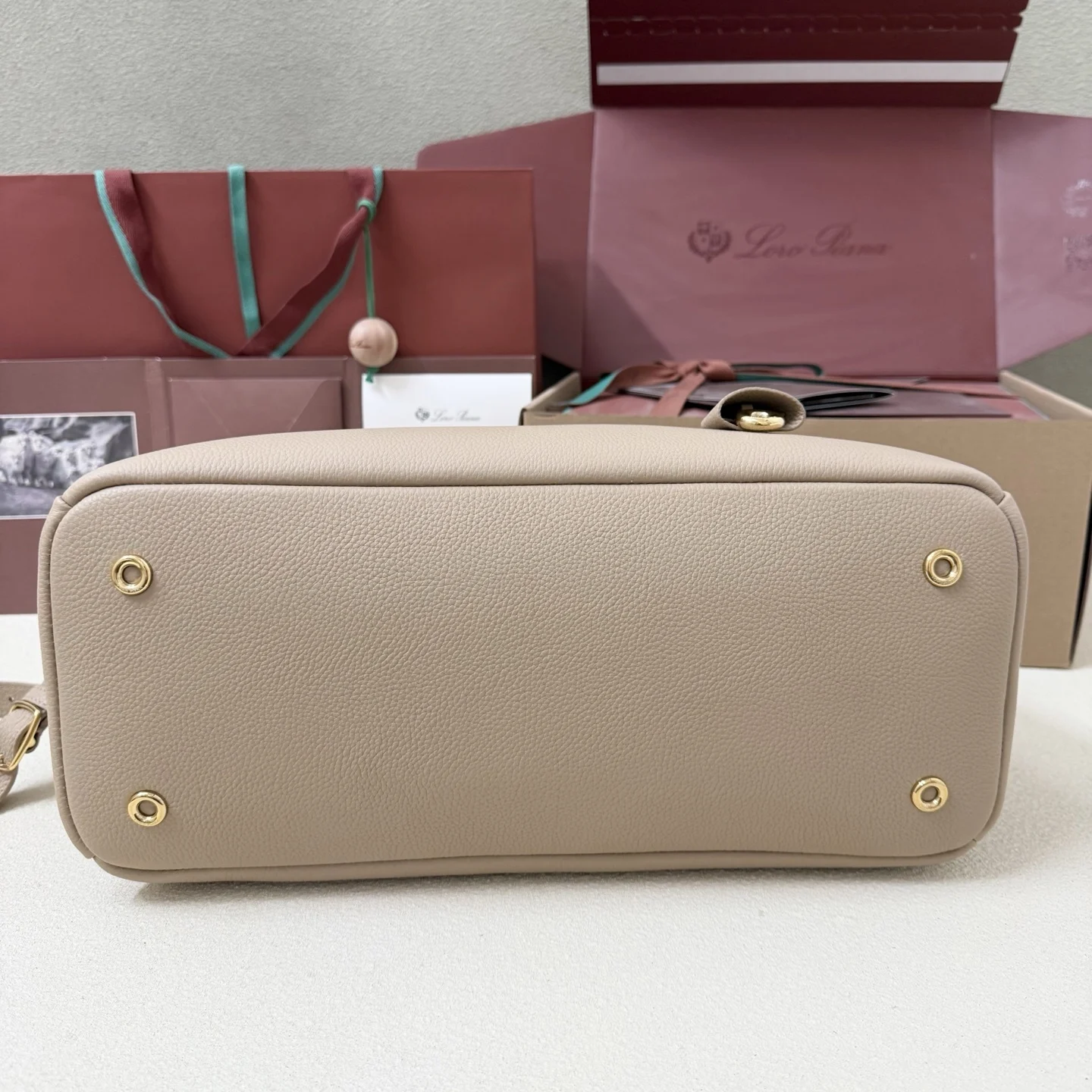 i1763524571821_586_0_2