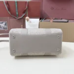 i1766216992943_6218_0_0