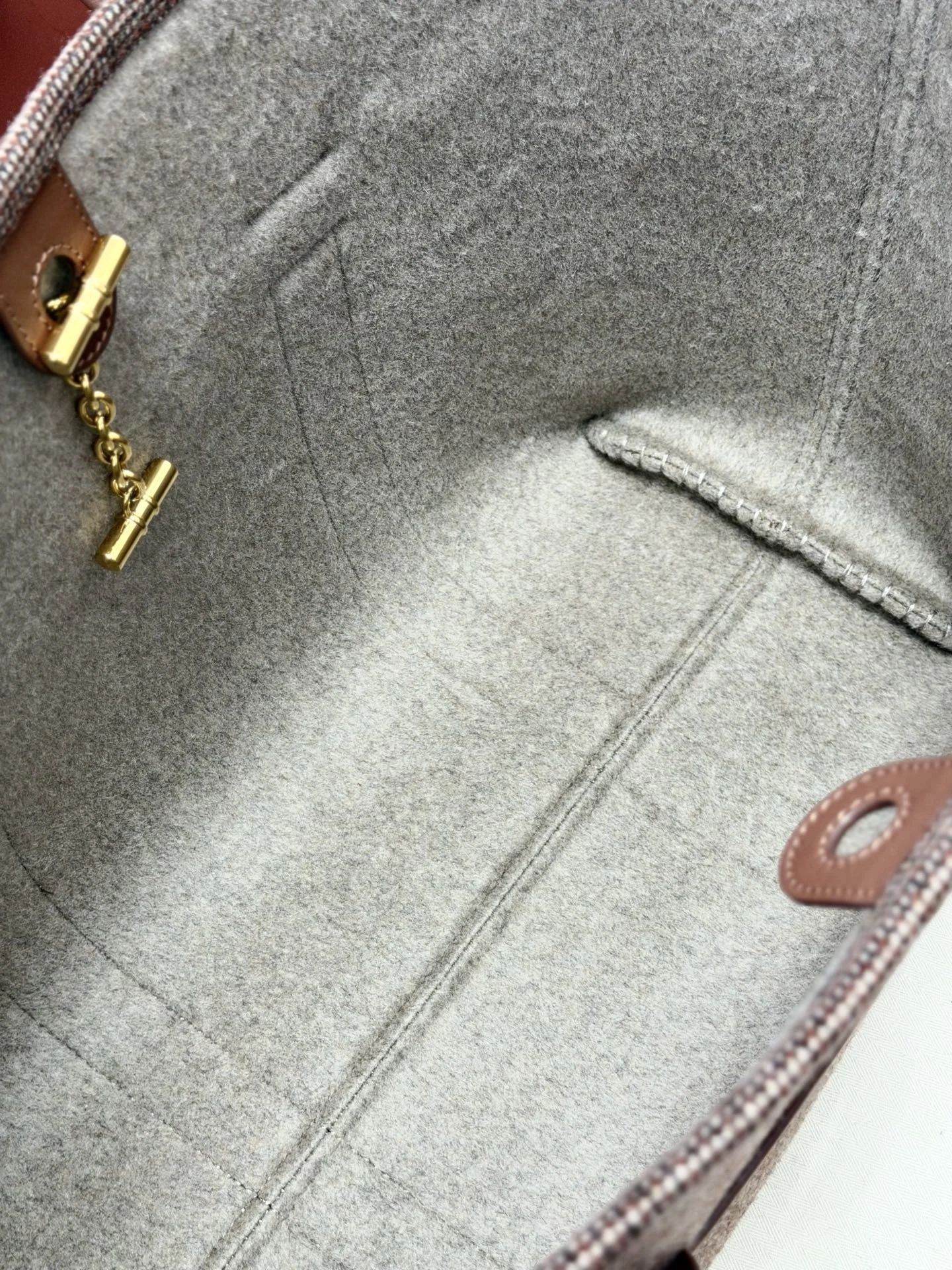 i1775641576181_359_0_8